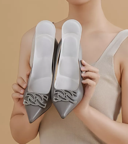 Which is better, heated insoles or heated socks?